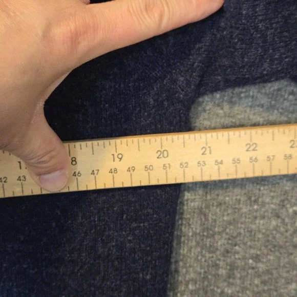 Vintage James Pringle Mens M Navy Blue Wool Crew Neck Sweater Size Medium - Picture 4 of 8